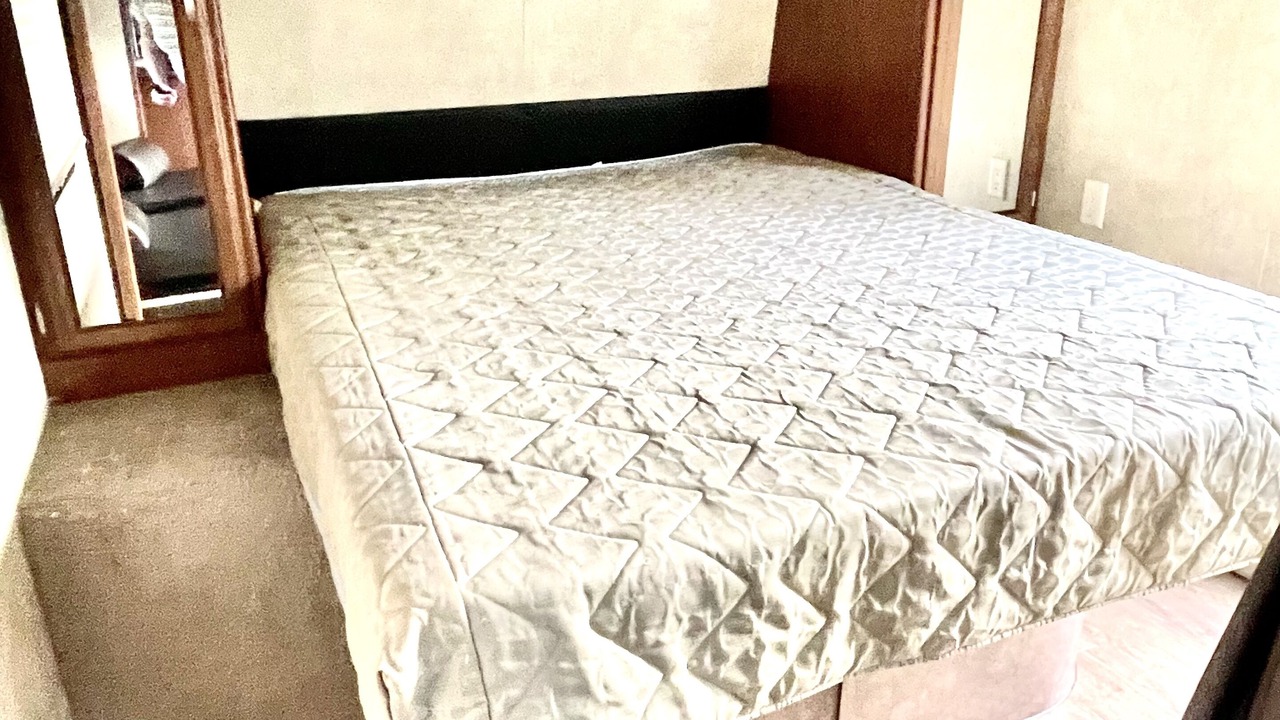 Photo of Bedroom in Central Point