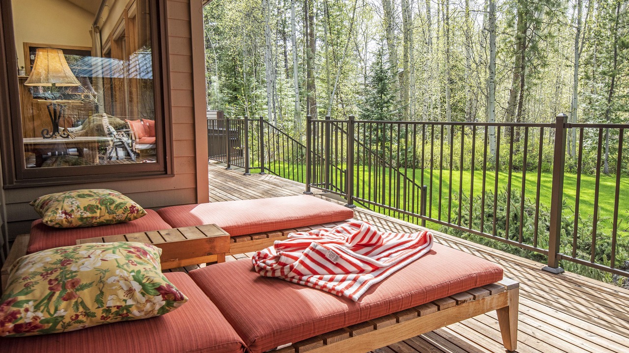 Photo of Patio Balcony in Black Butte Ranch