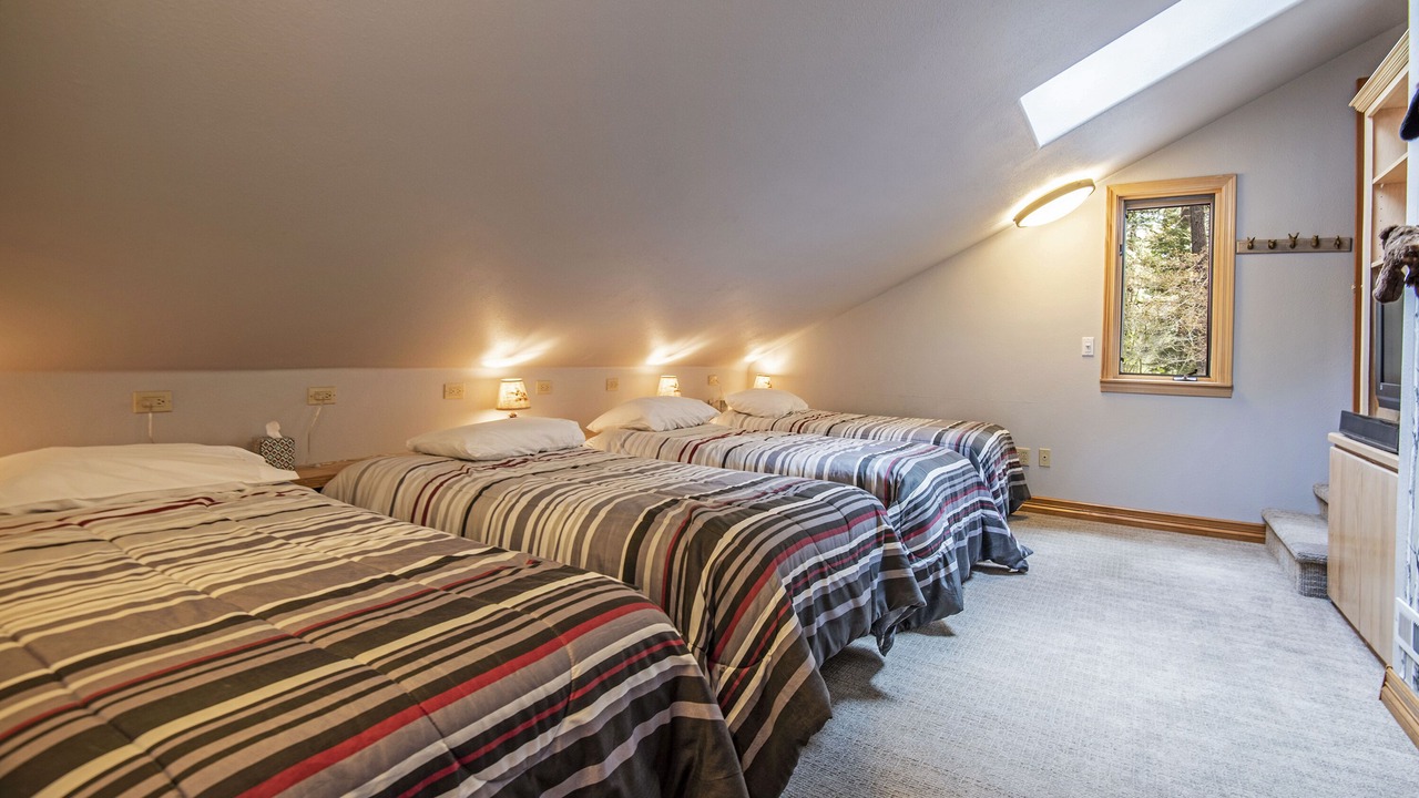 Photo of Bedroom in Black Butte Ranch