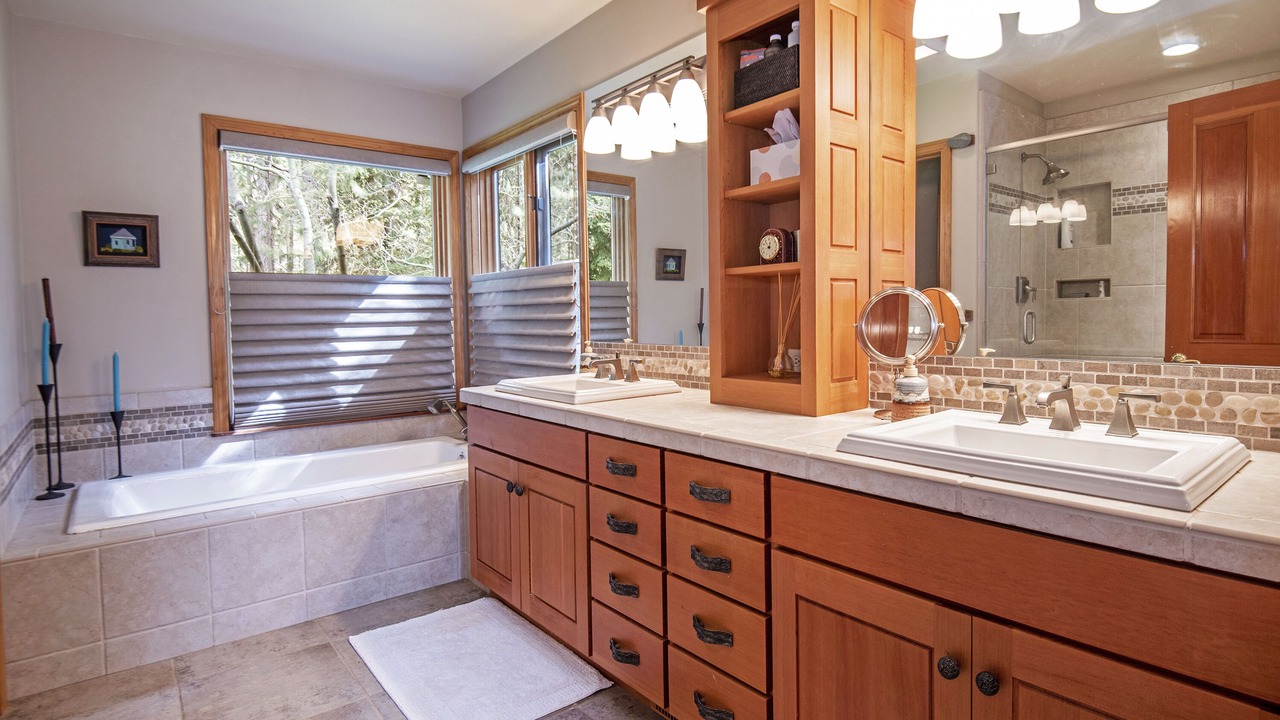 Photo of Bathroom in Black Butte Ranch