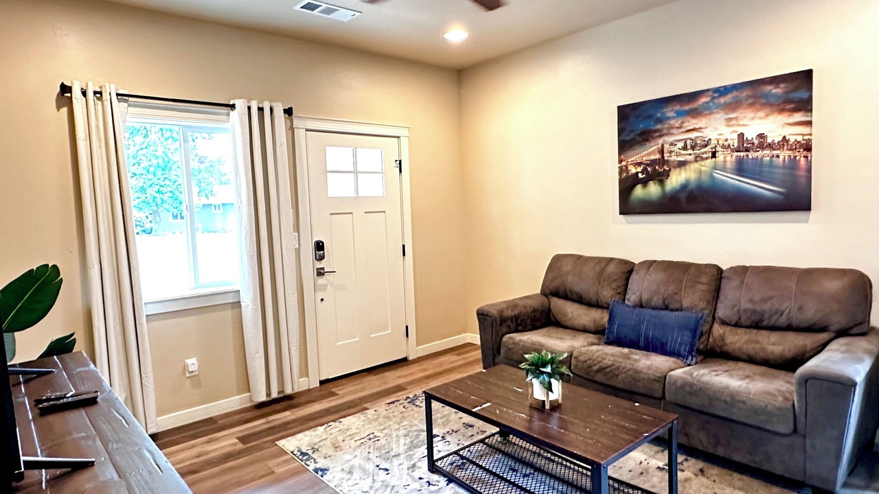 Photo of Livingroom in Medford