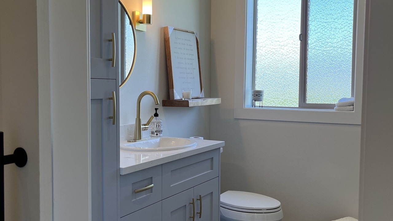 Photo of Bathroom in Manson