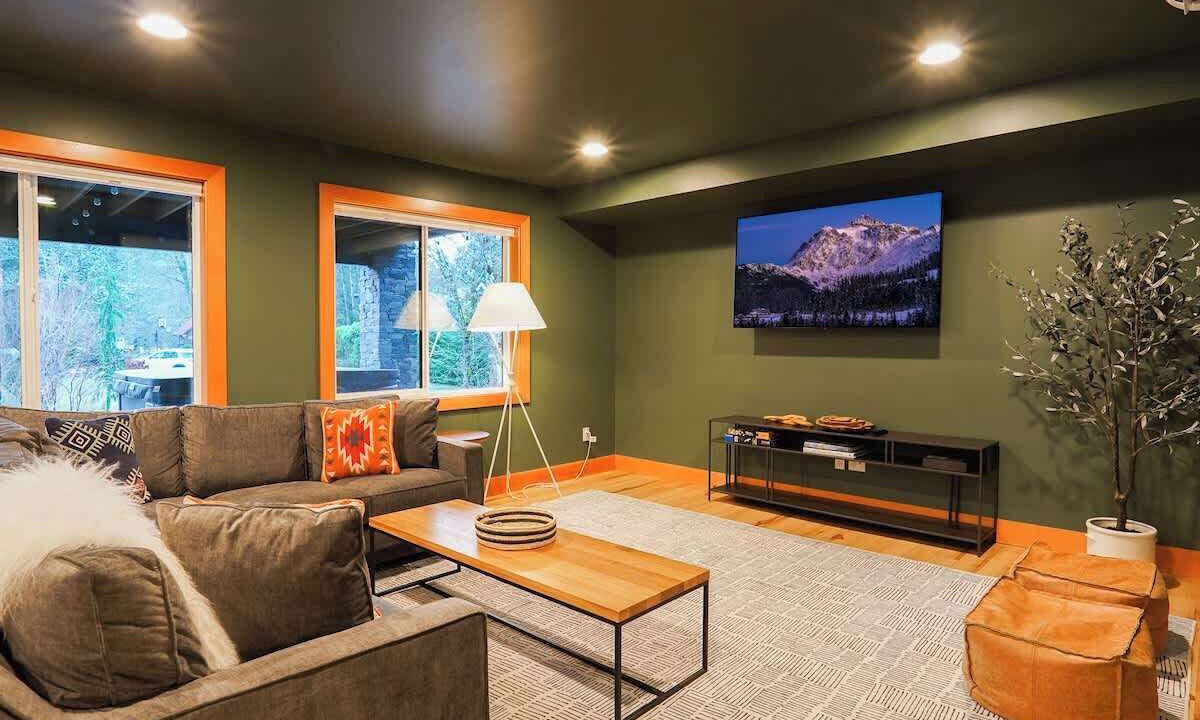 Photo of Livingroom in Glacier