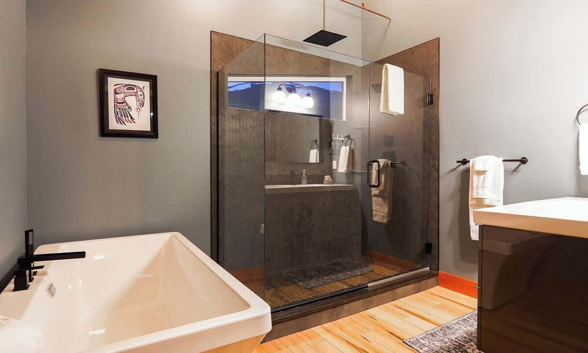 Photo of Bathroom in Glacier