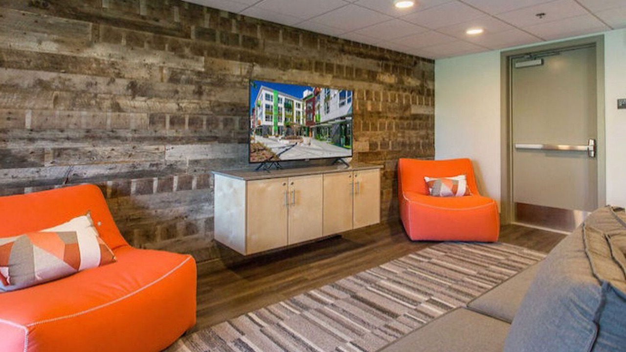 Photo of Livingroom in Columbia City
