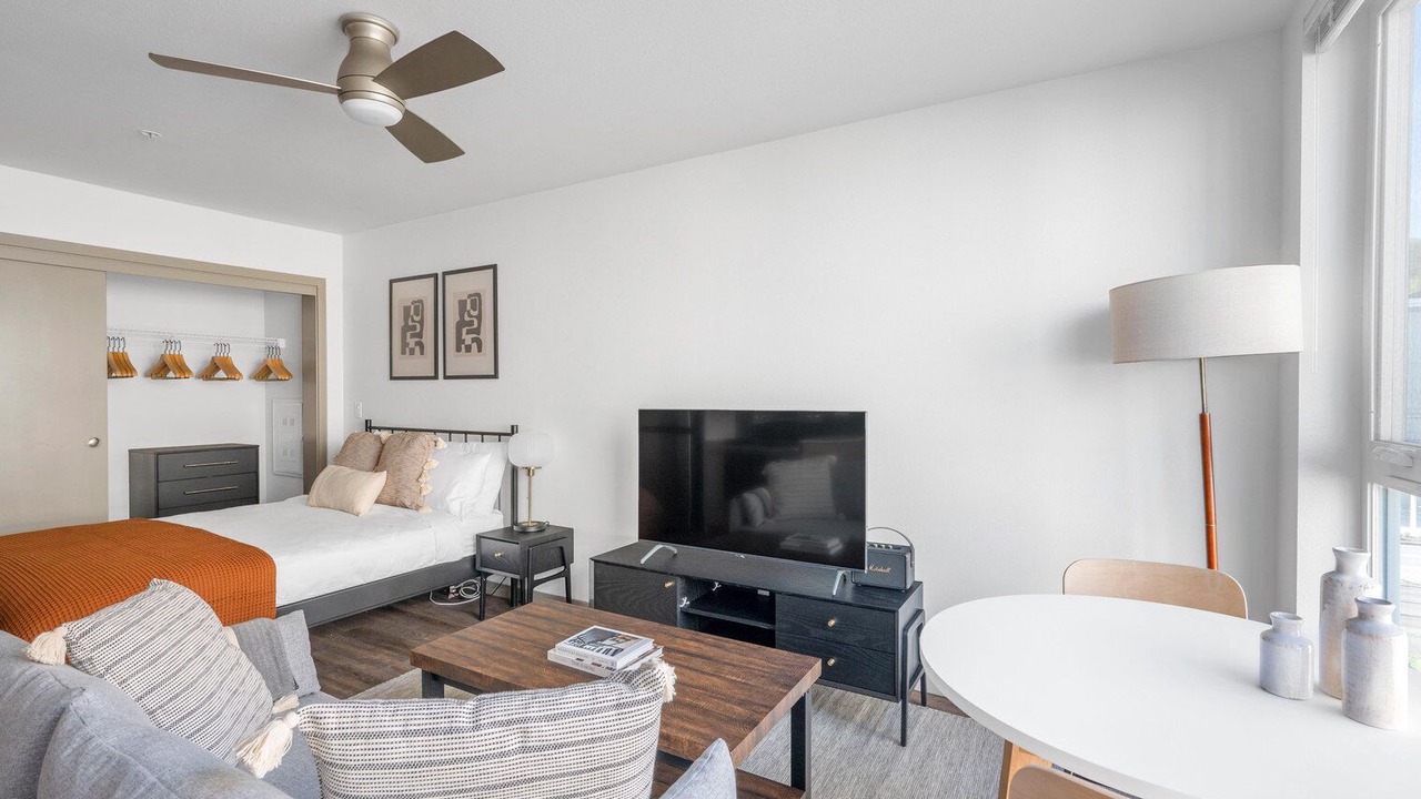 Photo of Bedroom in Columbia City