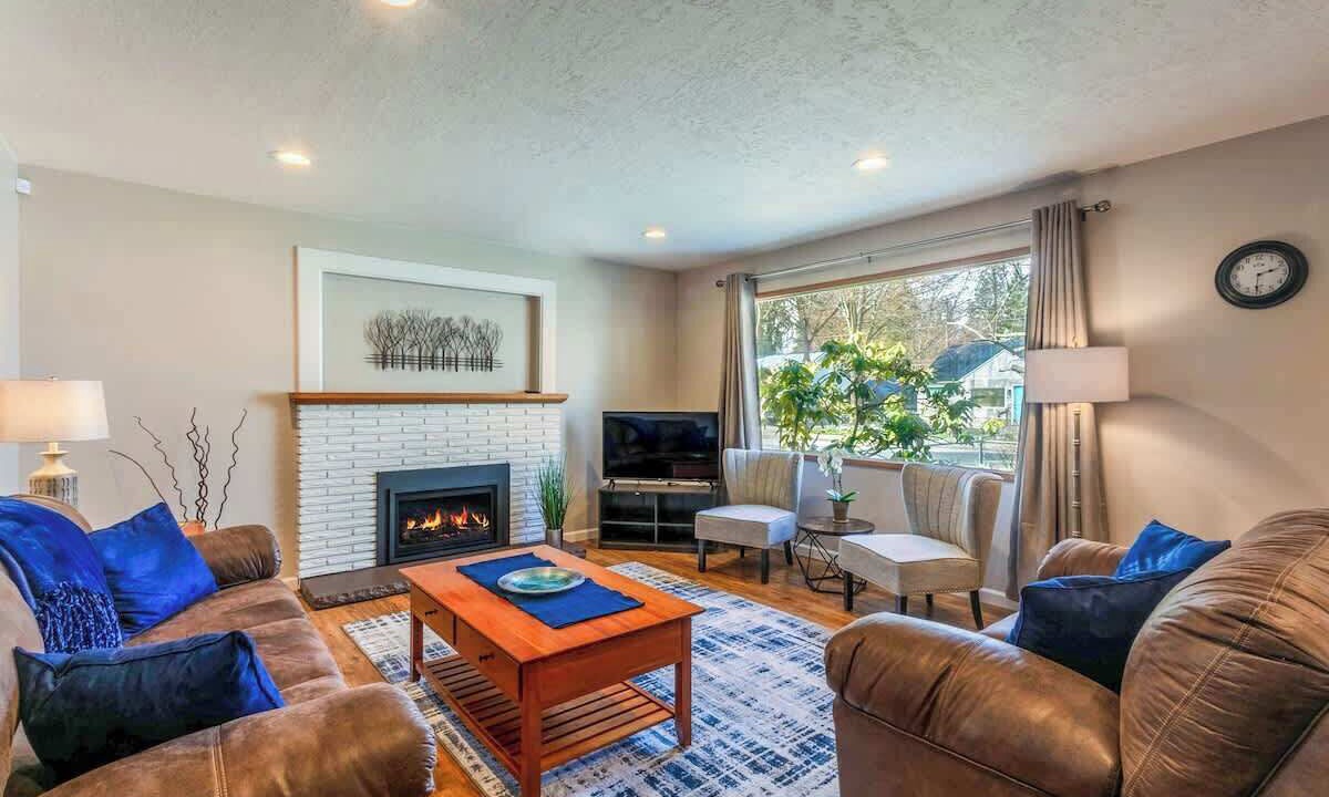 Photo of Livingroom in Garden District