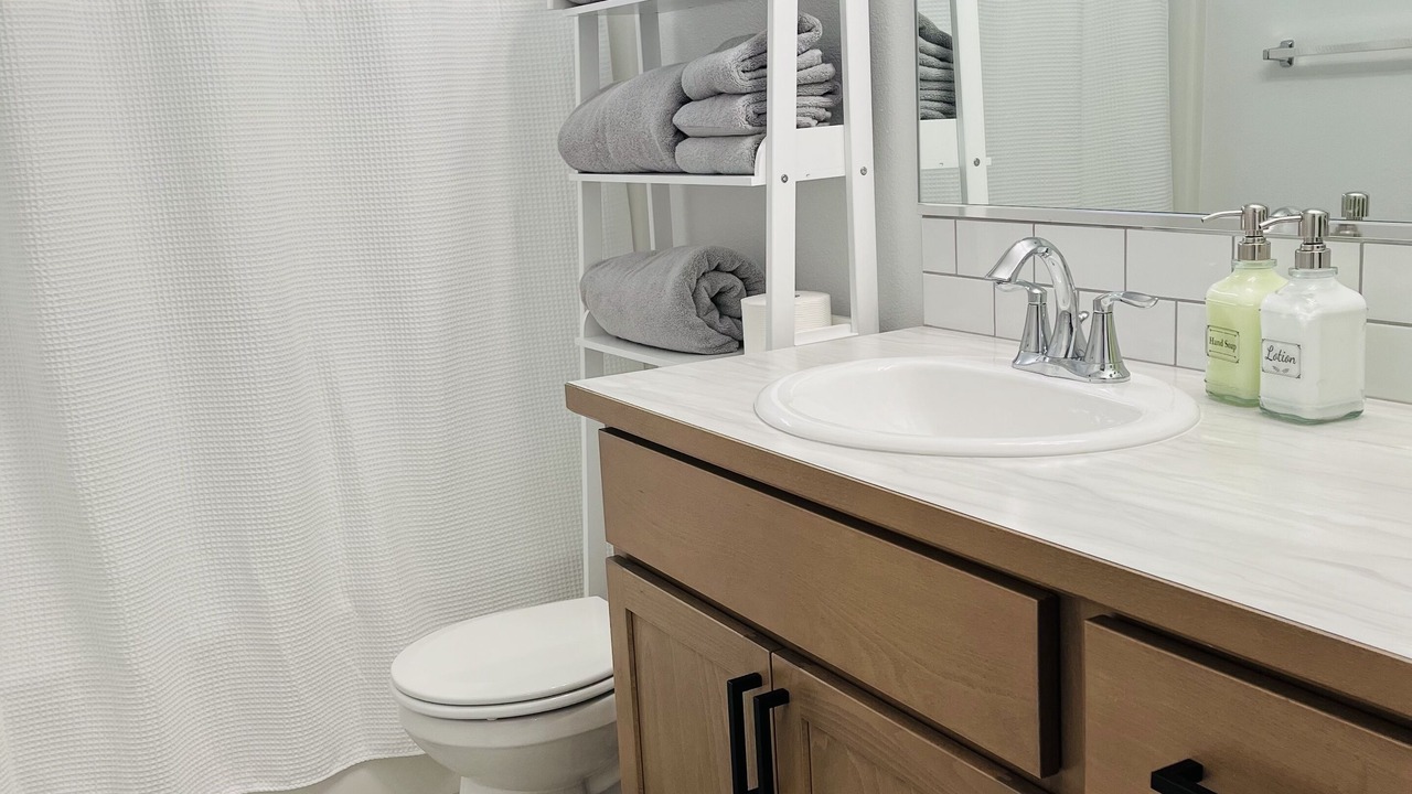 Photo of Bathroom in Pasco