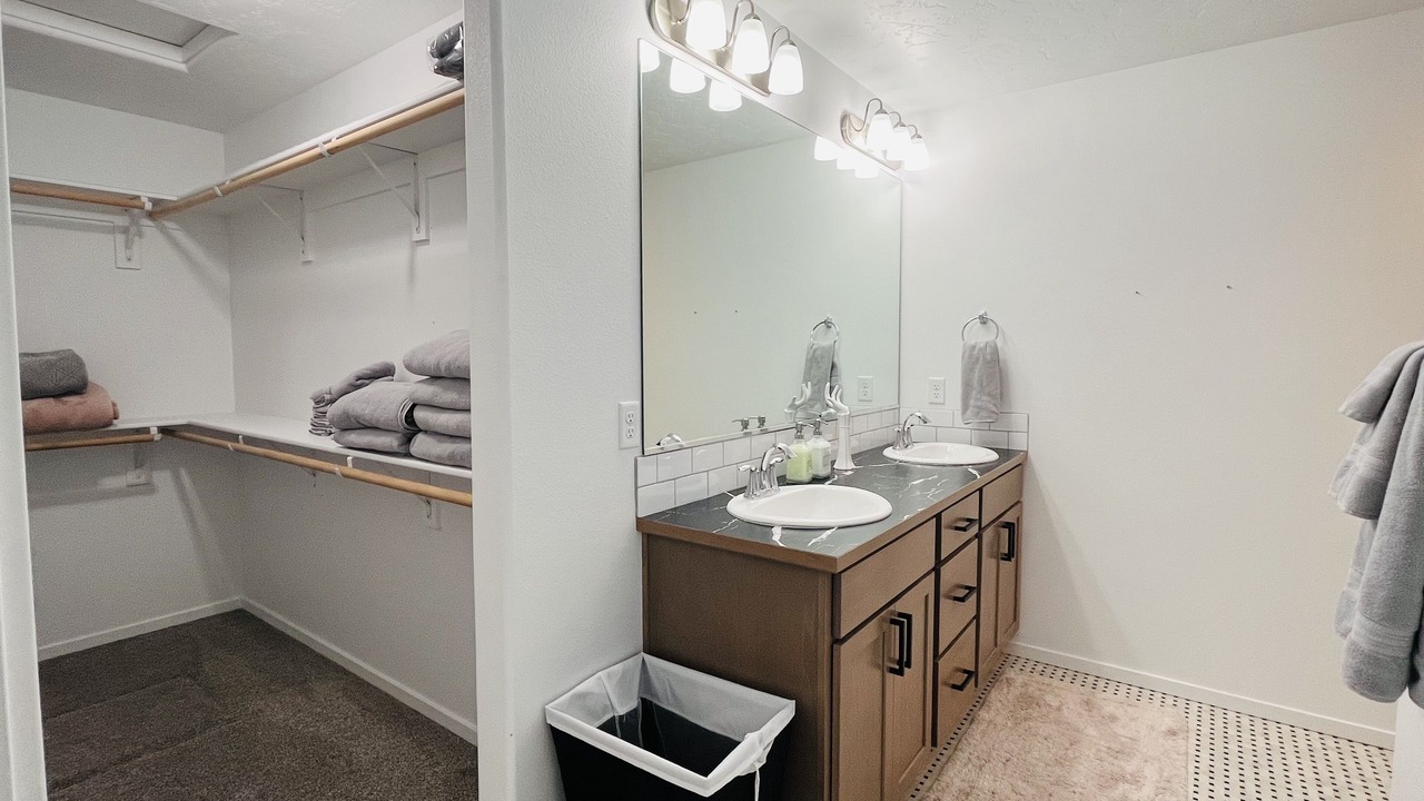 Photo of Bathroom in Pasco