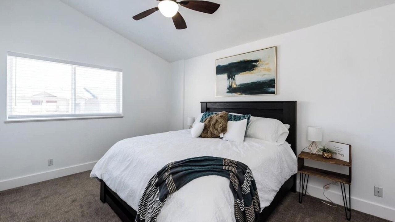 Photo of Bedroom in North Logan