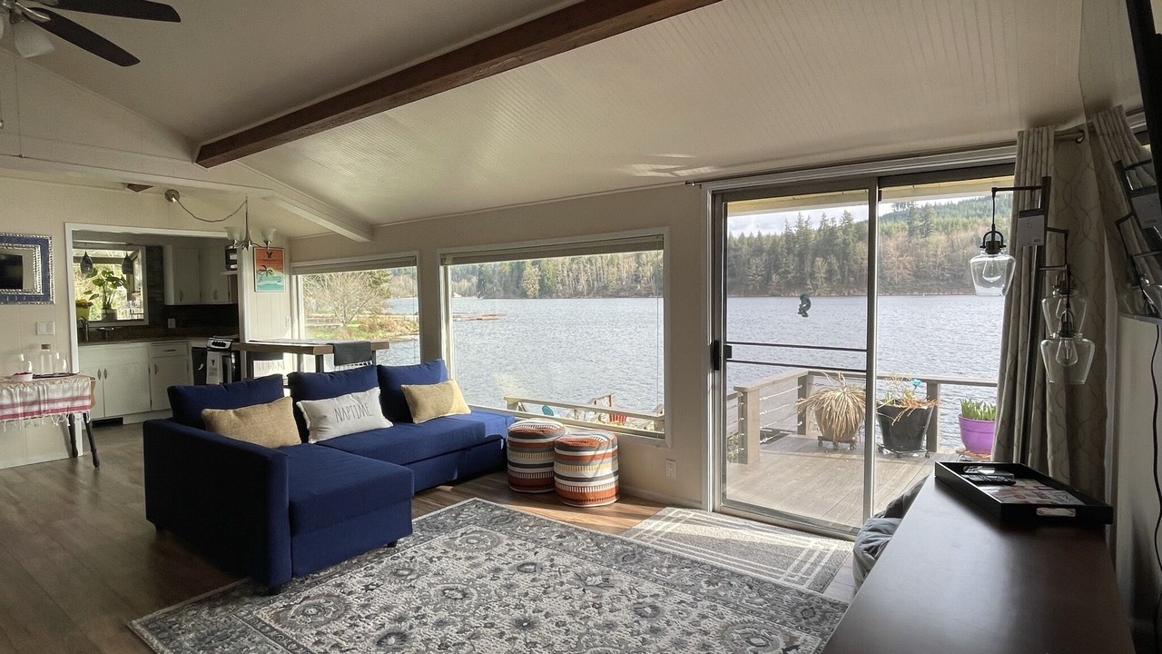 Photo of Livingroom in Lake McMurray