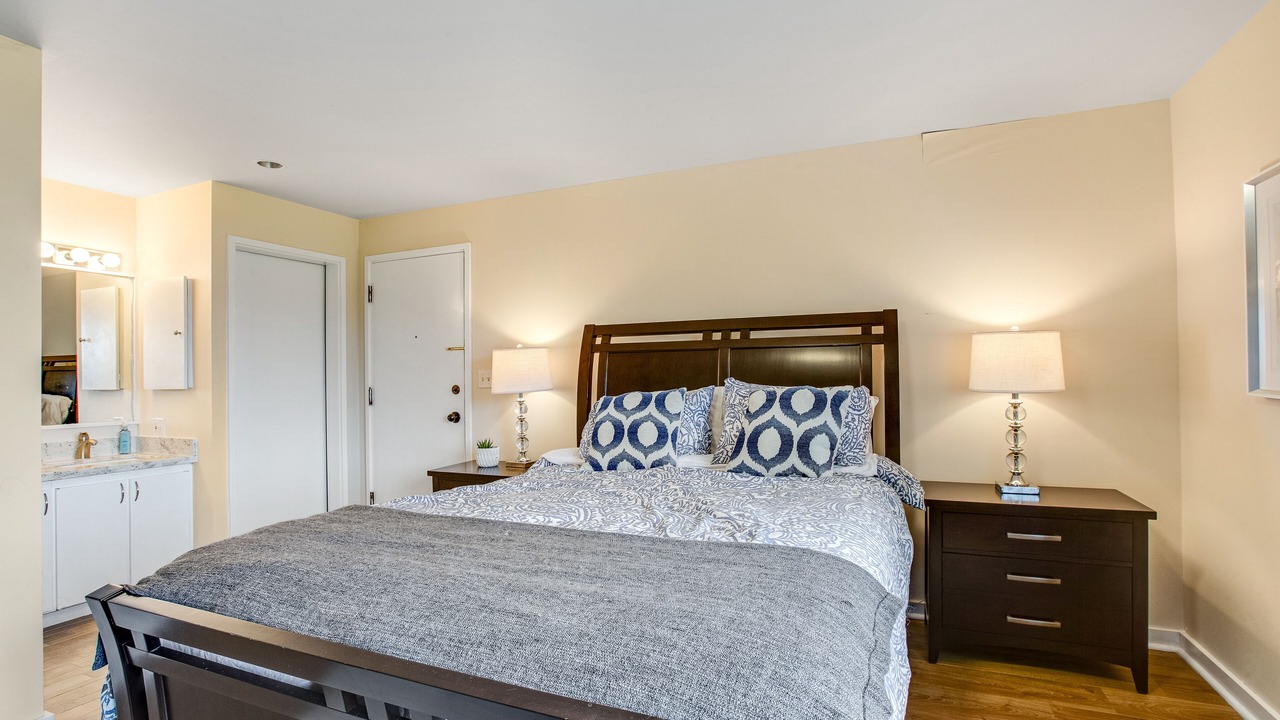 Photo of Bedroom in Port Ludlow