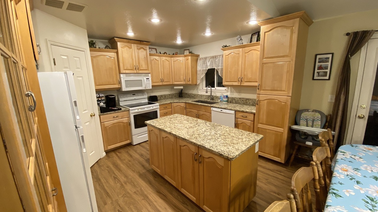 Photo of Kitchen in Ammon