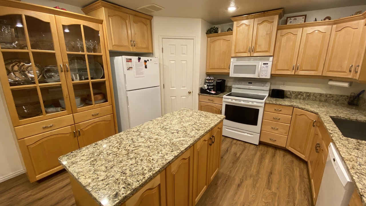 Photo of Kitchen in Ammon