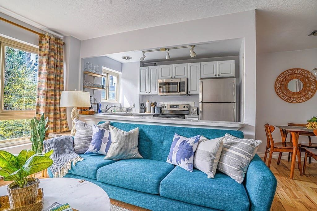 Photo of Livingroom in Downtown Seattle