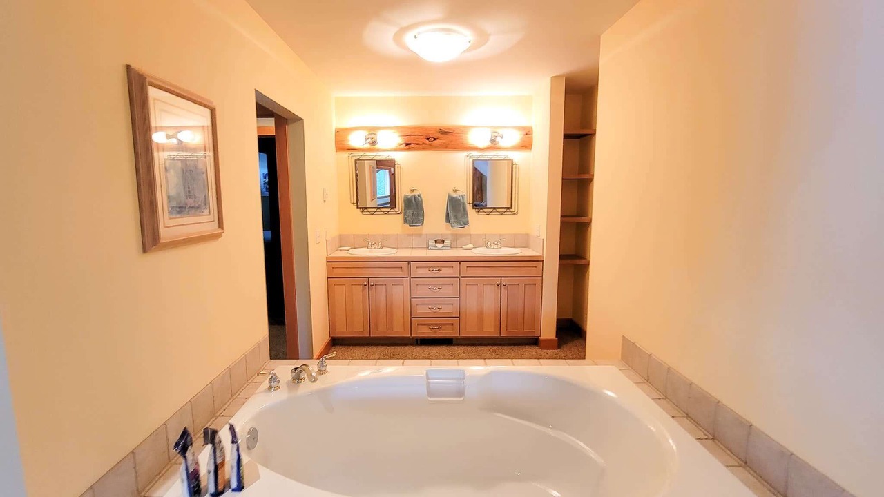 Photo of Bathroom in Mazama