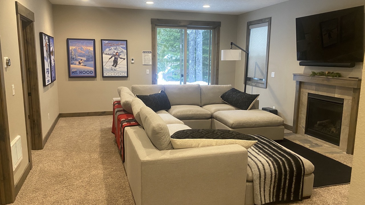 Photo of Livingroom in Government Camp