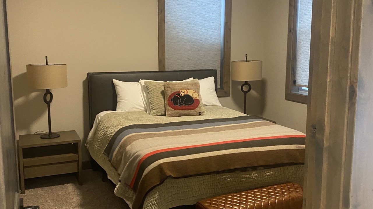 Photo of Bedroom in Government Camp