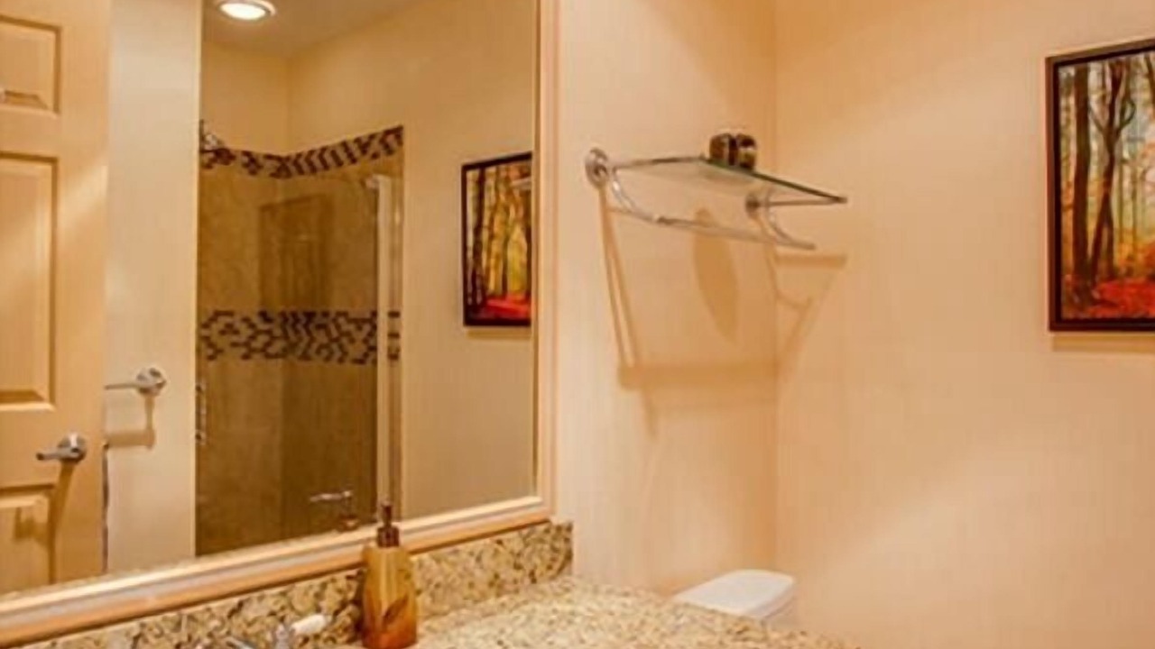 Photo of Bathroom in Leavenworth