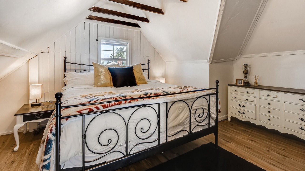 Photo of Bedroom in Lakewood