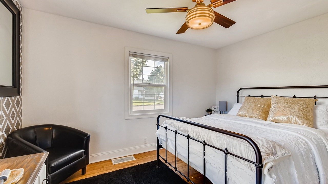 Photo of Bedroom in Lakewood
