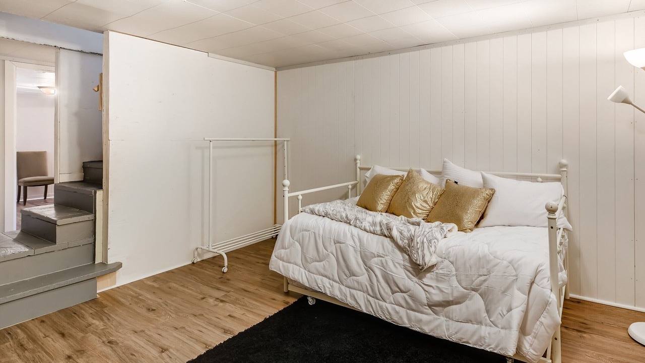Photo of Bedroom in Lakewood