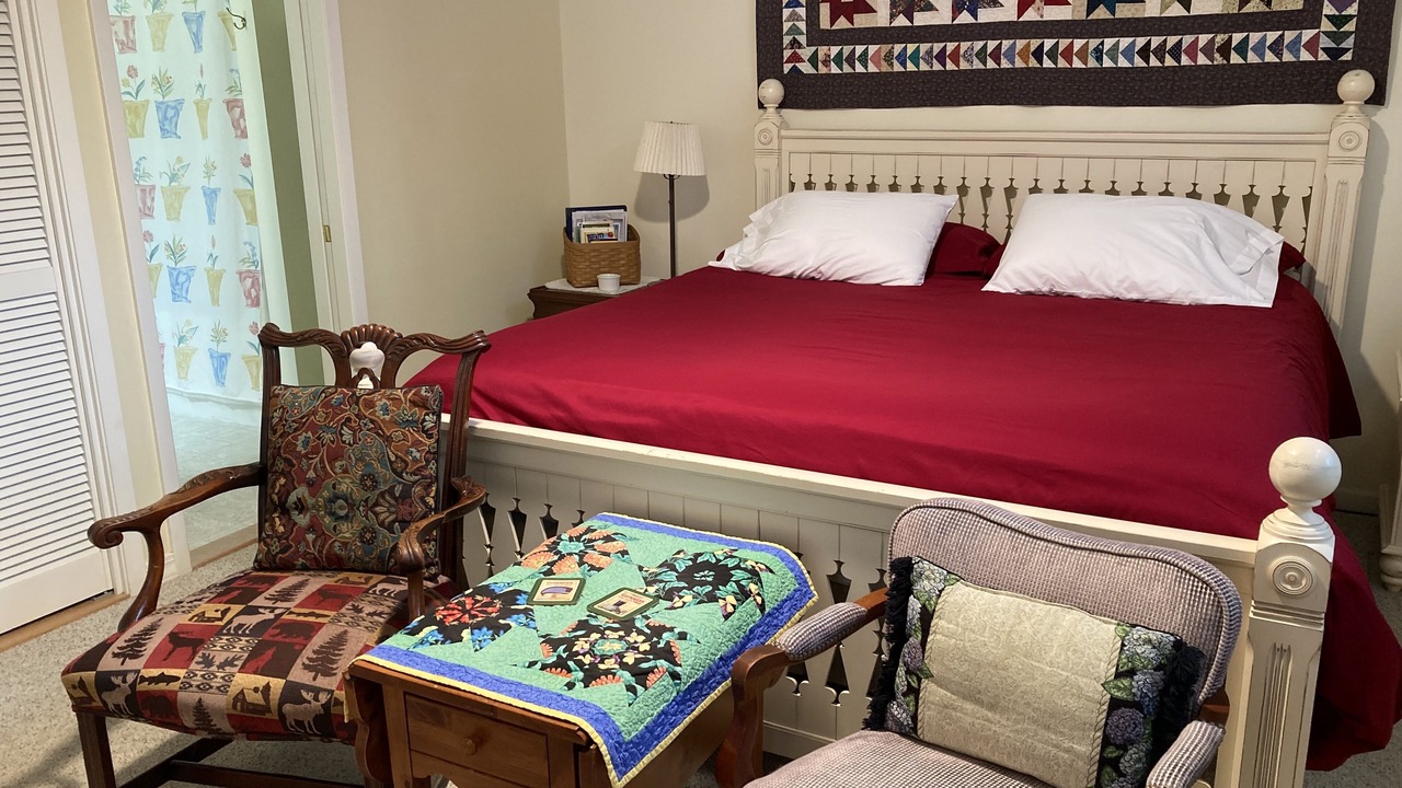 Photo of Bedroom in Black Butte Ranch