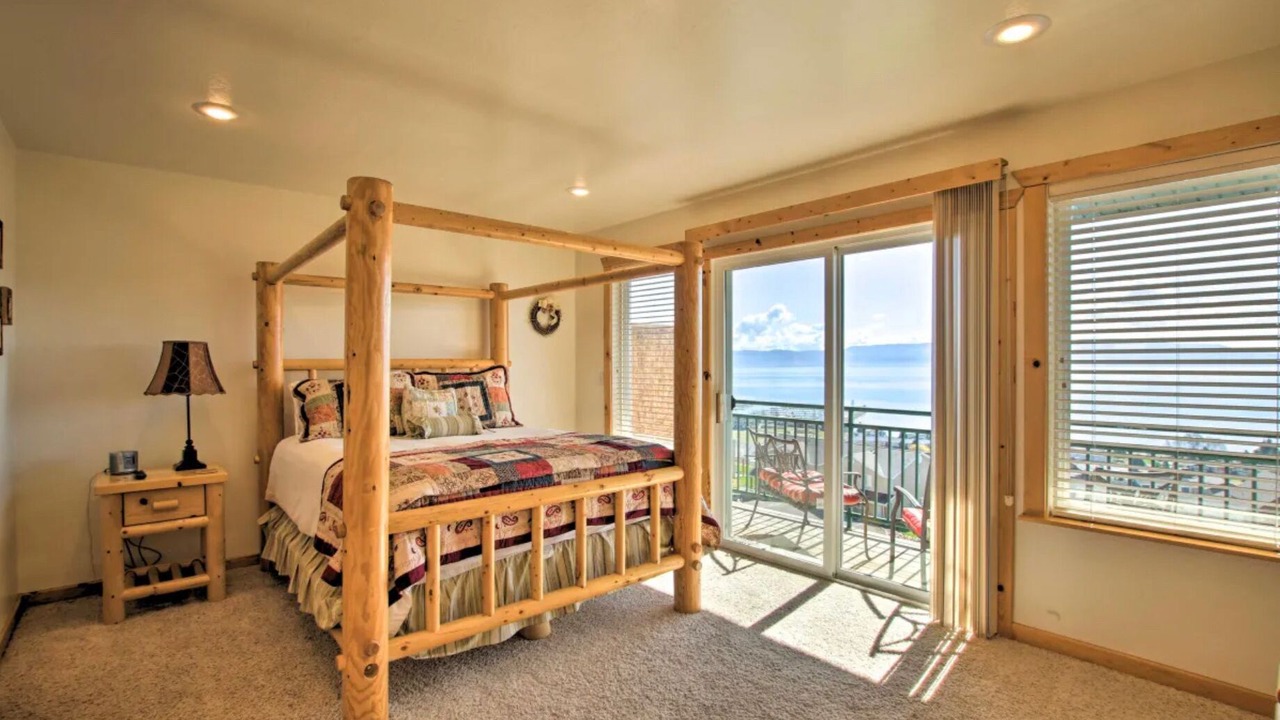 Photo of Bedroom in Harbor Village