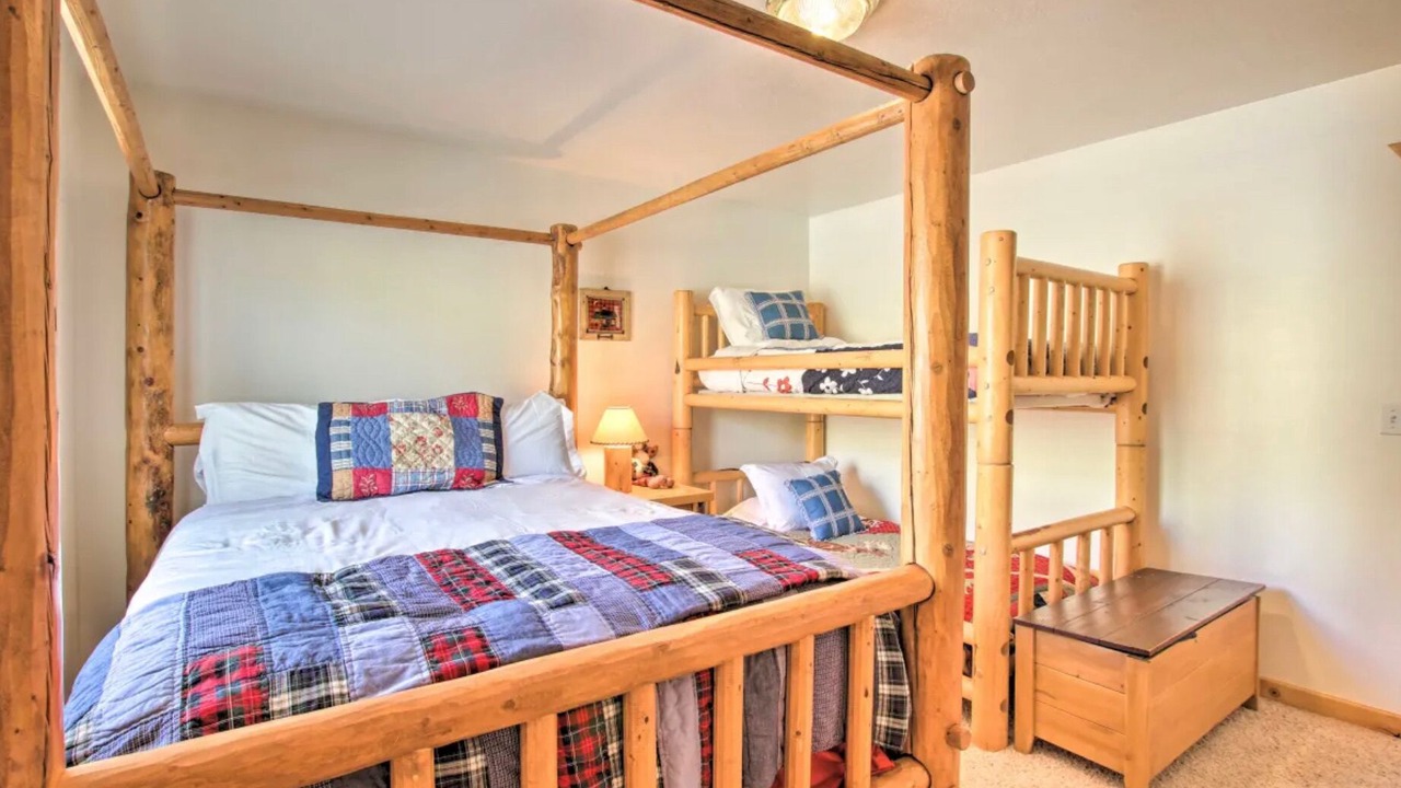 Photo of Bedroom in Harbor Village