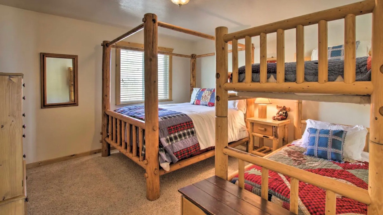 Photo of Bedroom in Harbor Village