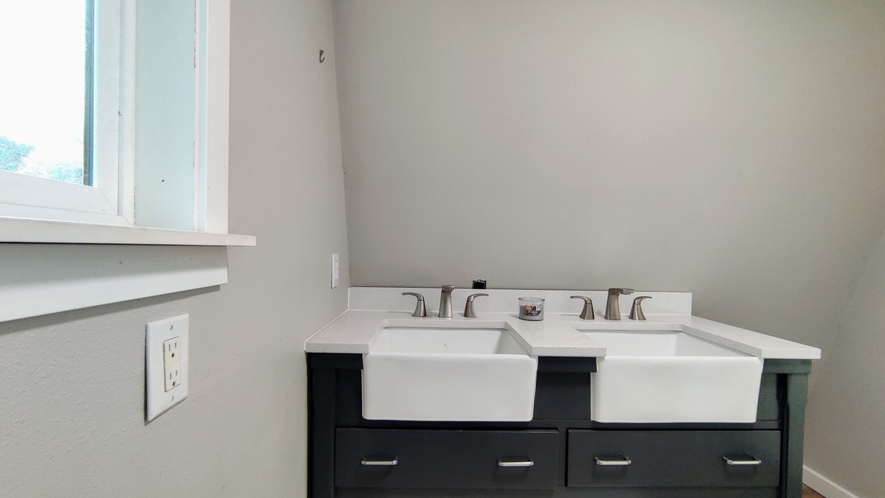 Photo of Bathroom in Bonney Lake