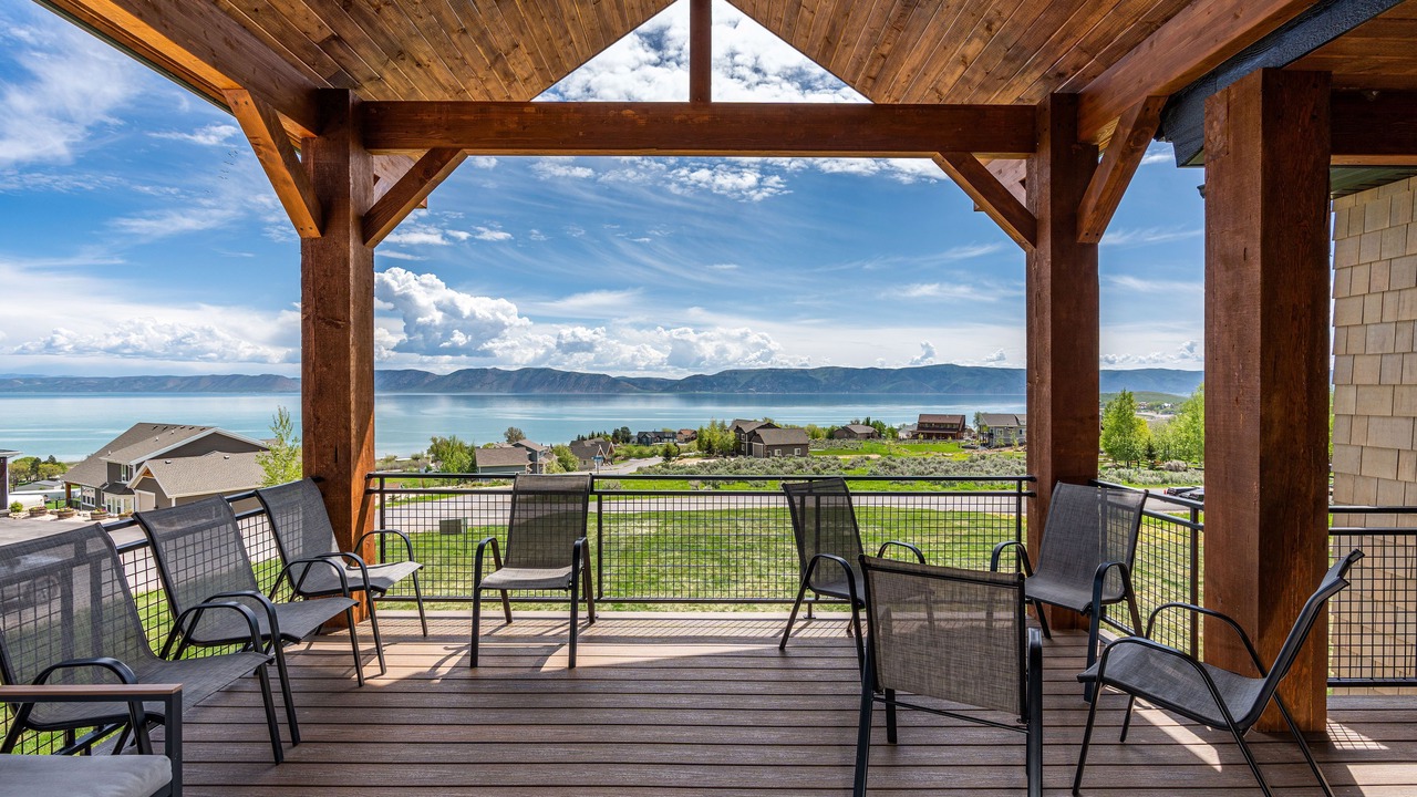 Photo of Patio Balcony in Cherimoya Hill