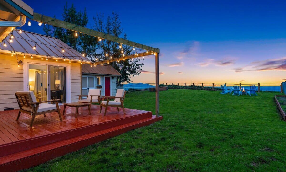 Photo of Patio Balcony in Oak Harbor