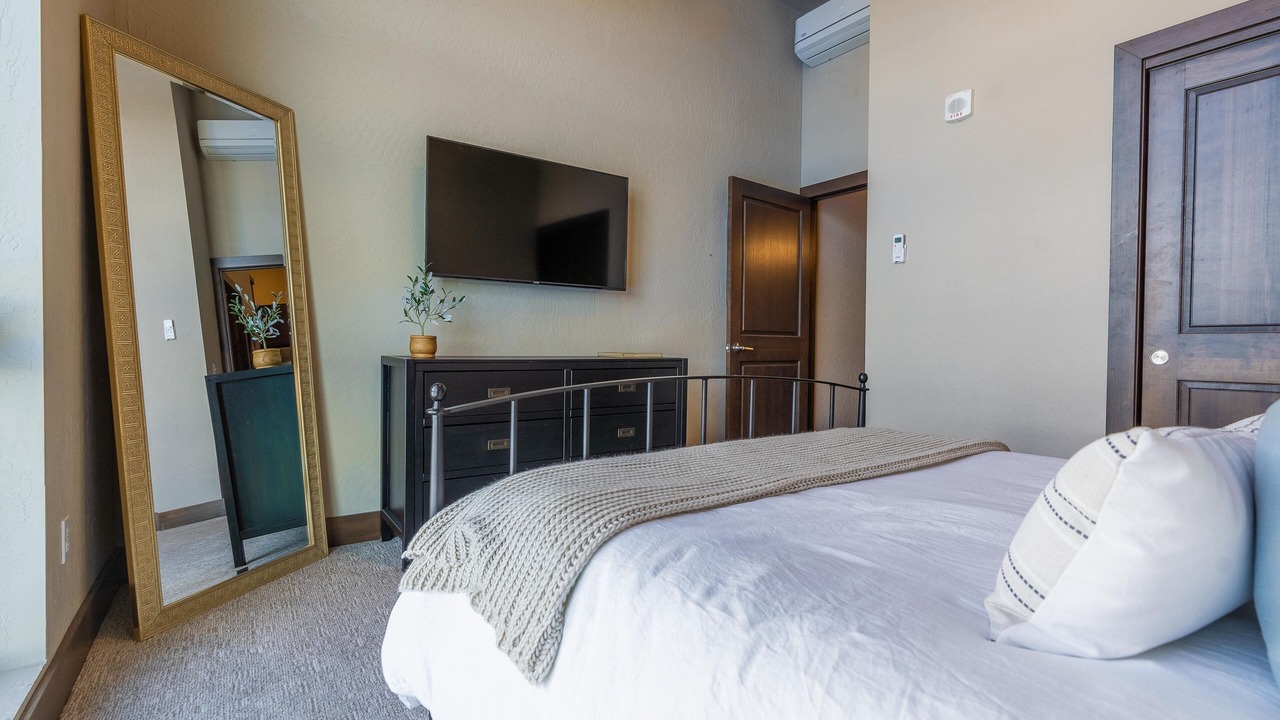 Photo of Bedroom in Sandpoint