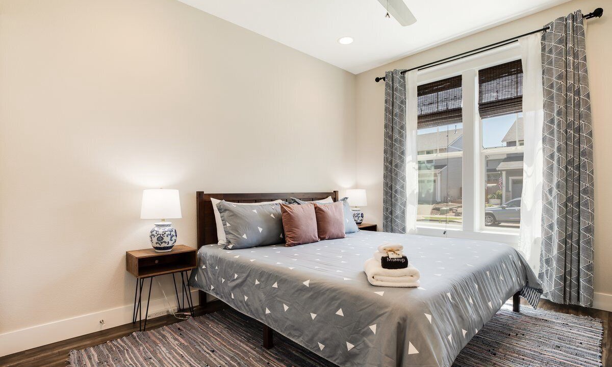 Photo of Bedroom in Newberg