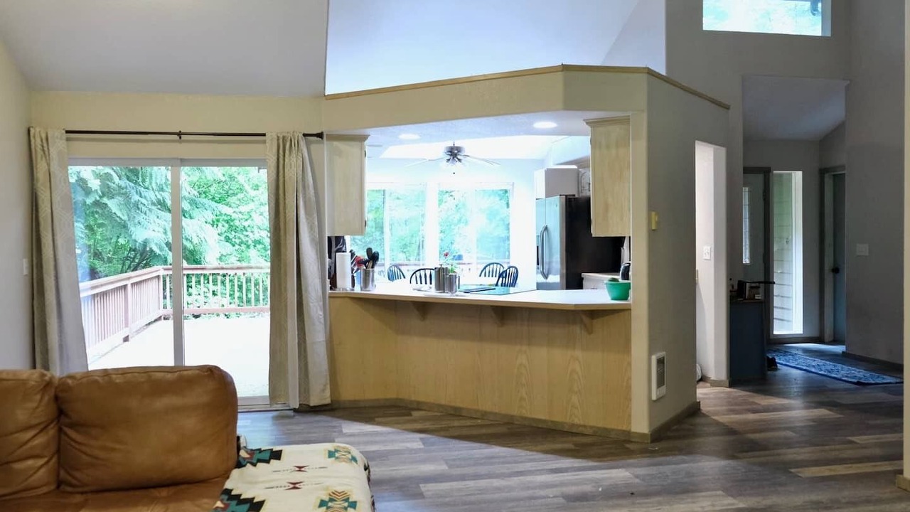 Photo of Livingroom in Packwood