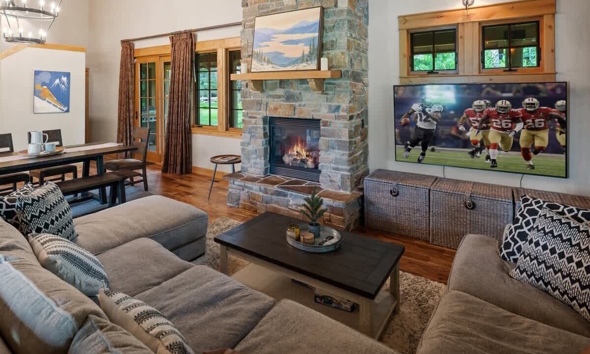 Photo of Livingroom in Dover Bay