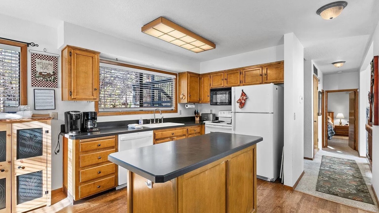 Photo of Kitchen in Sunriver