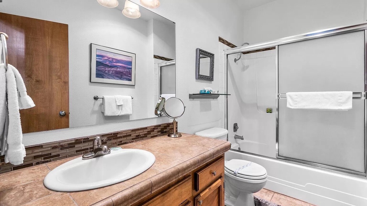 Photo of Bathroom in Sunriver
