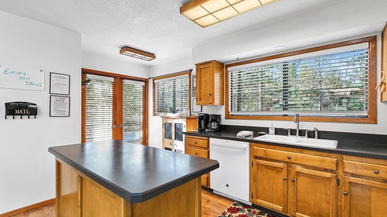 Photo of Kitchen in Sunriver