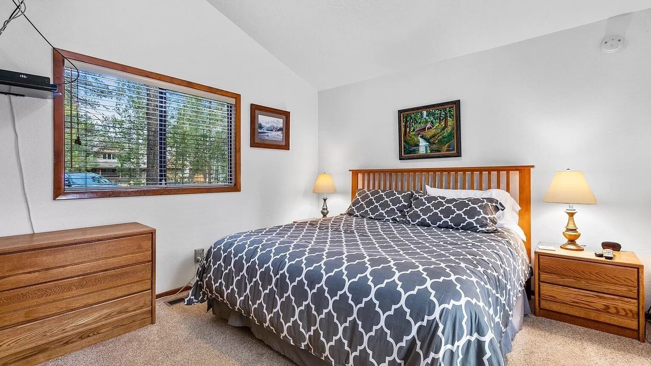 Photo of Bedroom in Sunriver