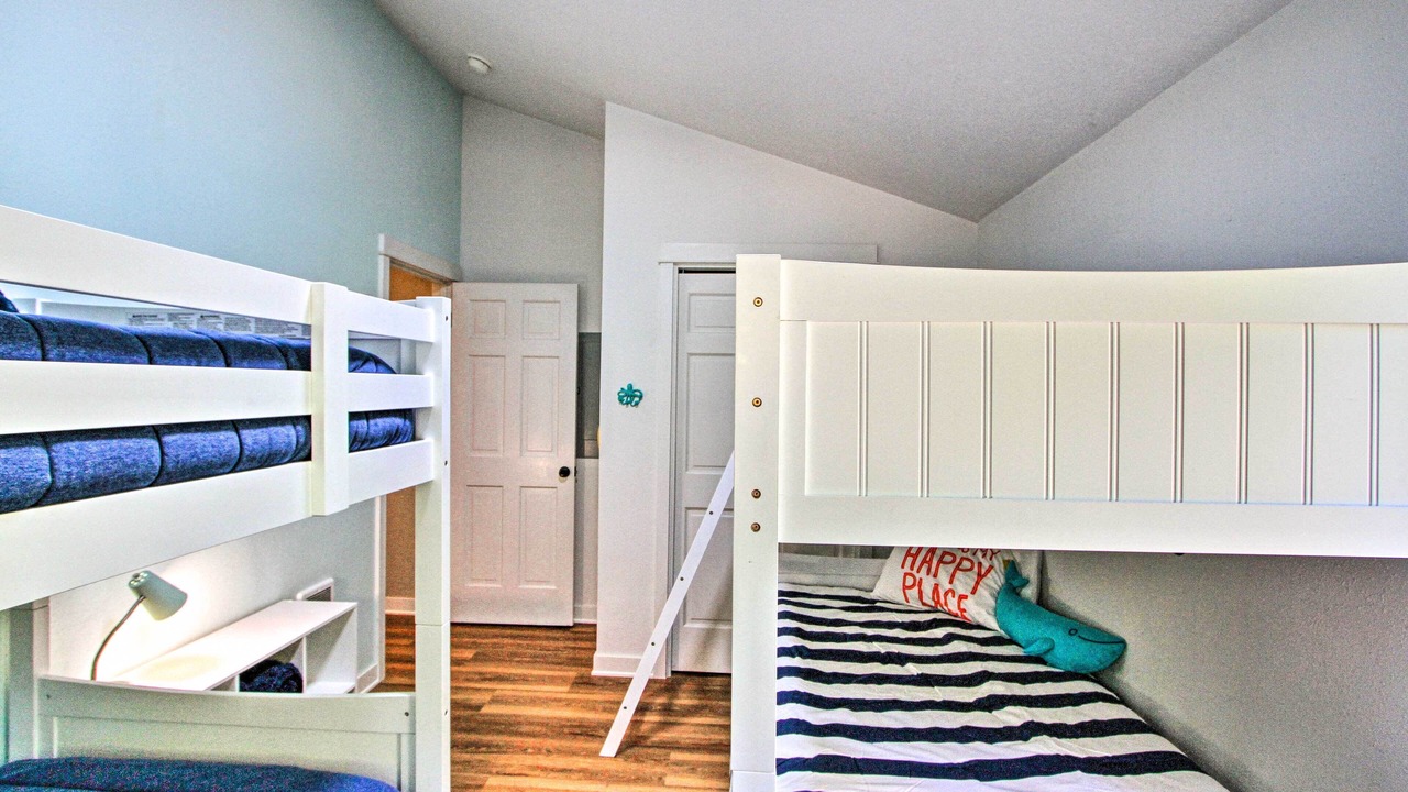 Photo of Bedroom in Anderson Island
