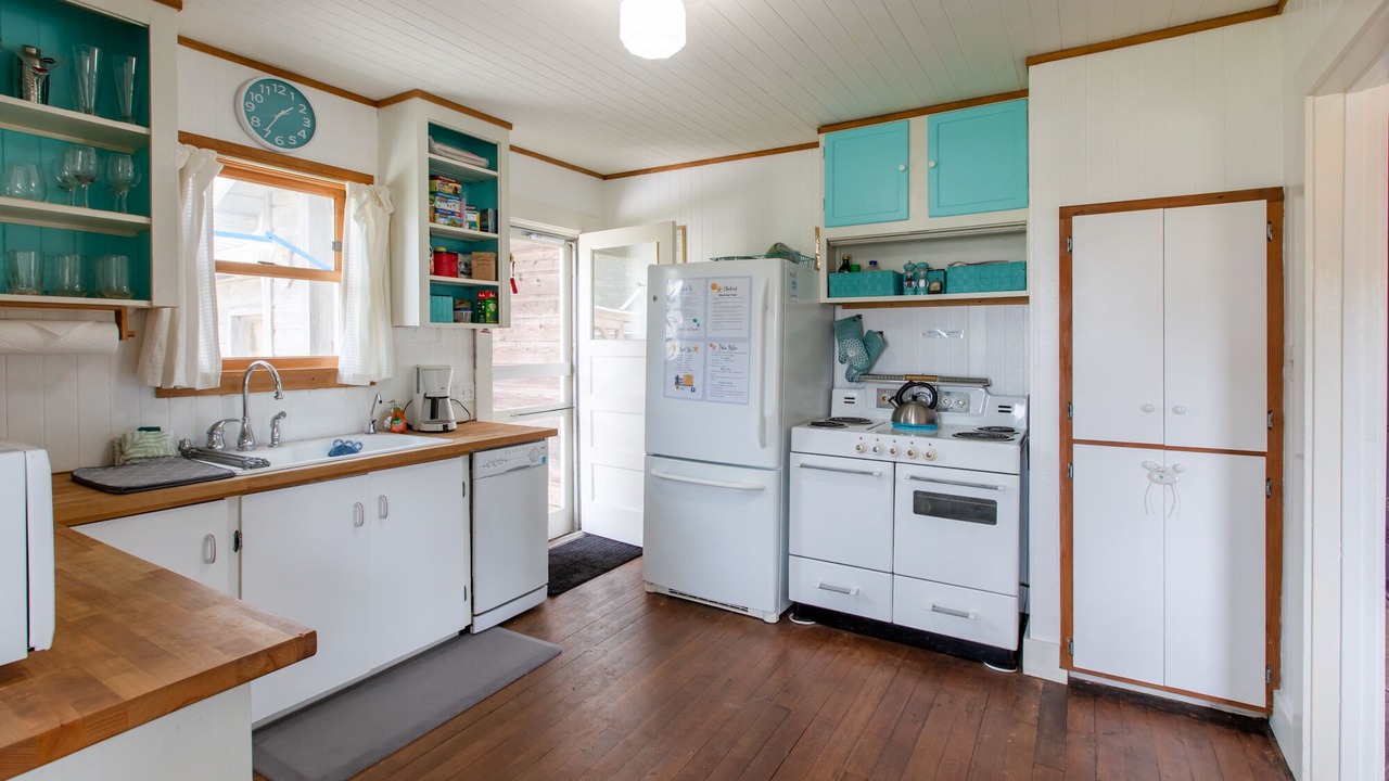 Photo of Kitchen in Rockaway Beach