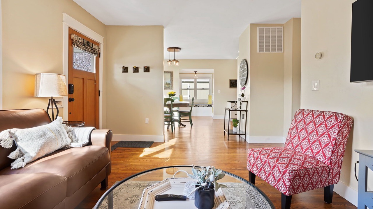 Photo of Livingroom in North End