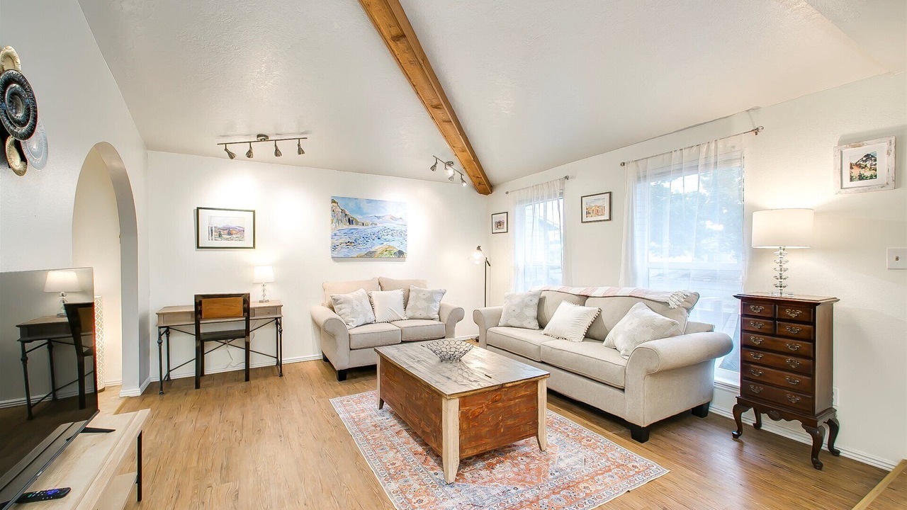 Photo of Livingroom in Southeast Boise
