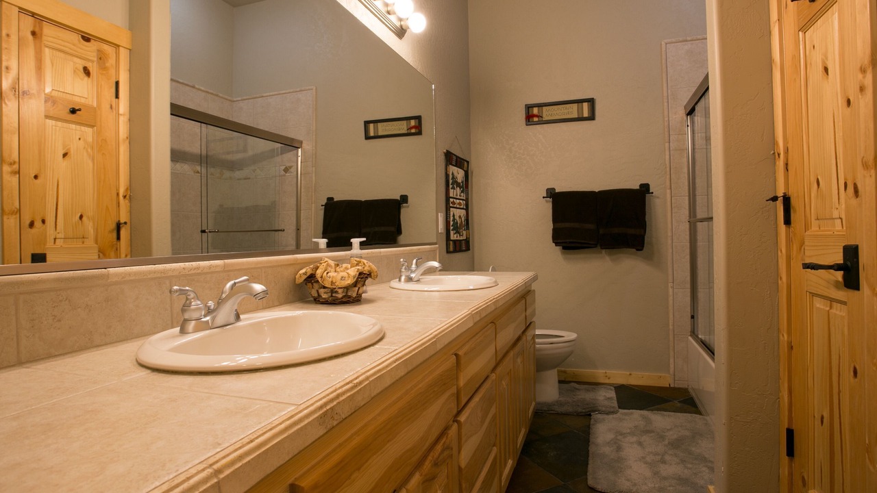 Photo of Bathroom in Sandpoint