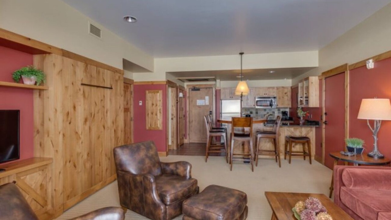 Photo of Livingroom in Victor