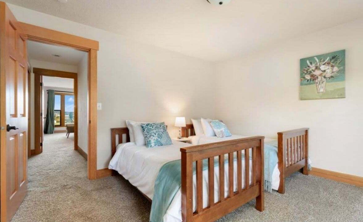 Photo of Bedroom in Oak Harbor