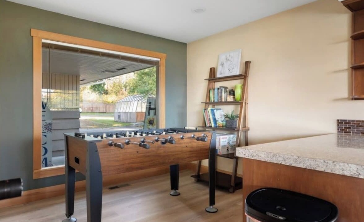 Photo of Bedroom in Oak Harbor