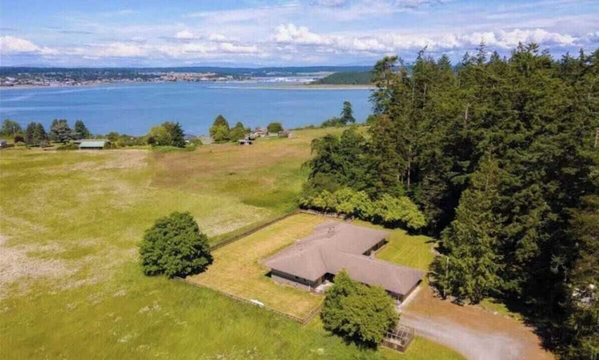 Photo of Outdoor in Oak Harbor